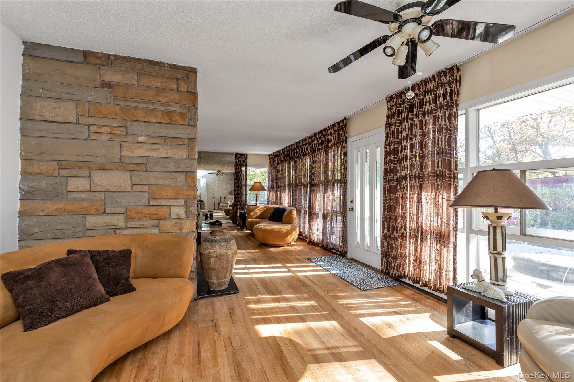 Single Family 24th Queens, NY 11360, MLS-923655-9