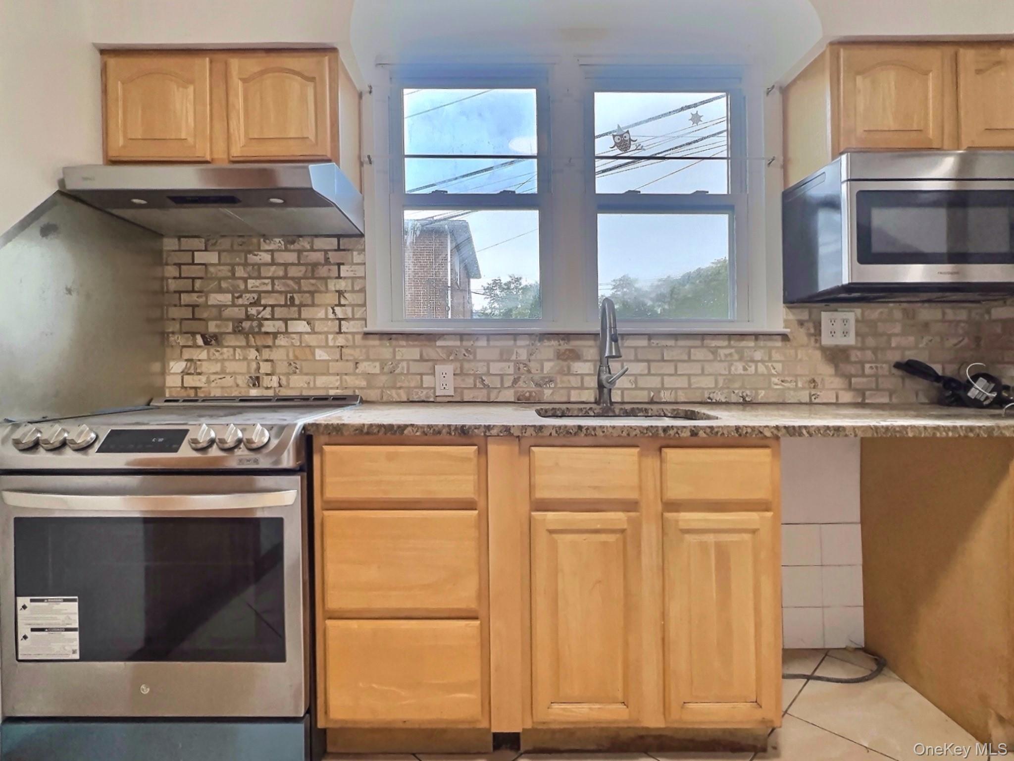 Single Family Gibson  Westchester County, NY 10705, MLS-923665-9