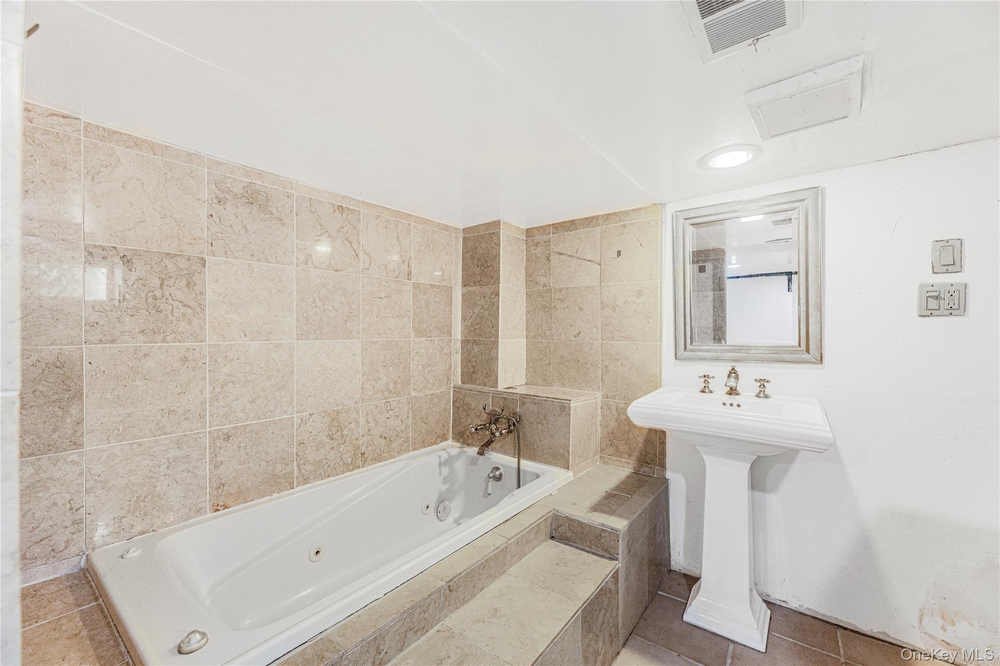 Single Family Madison  Westchester County, NY 10573, MLS-923674-14