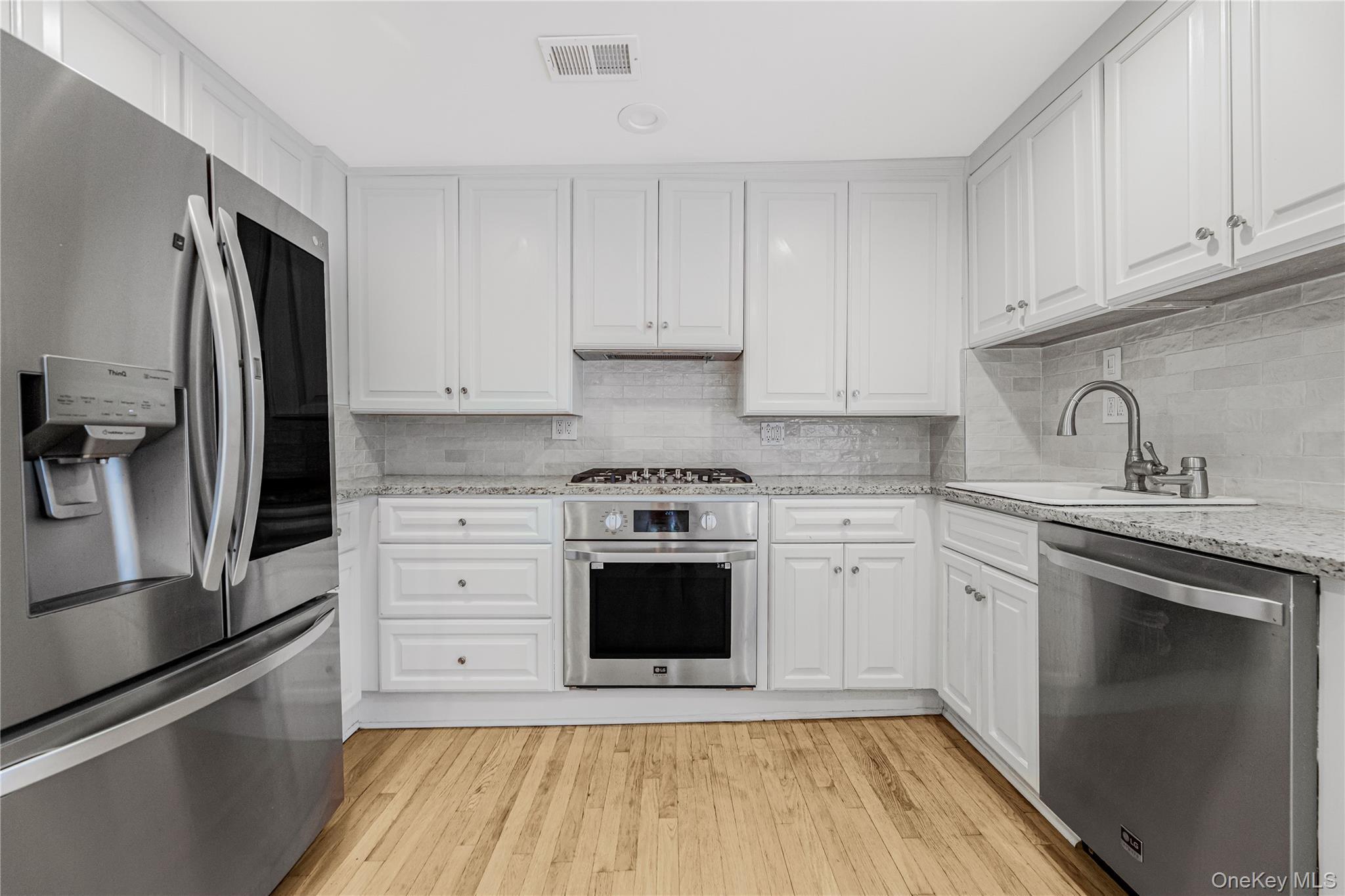 Single Family Madison  Westchester County, NY 10573, MLS-923674-9