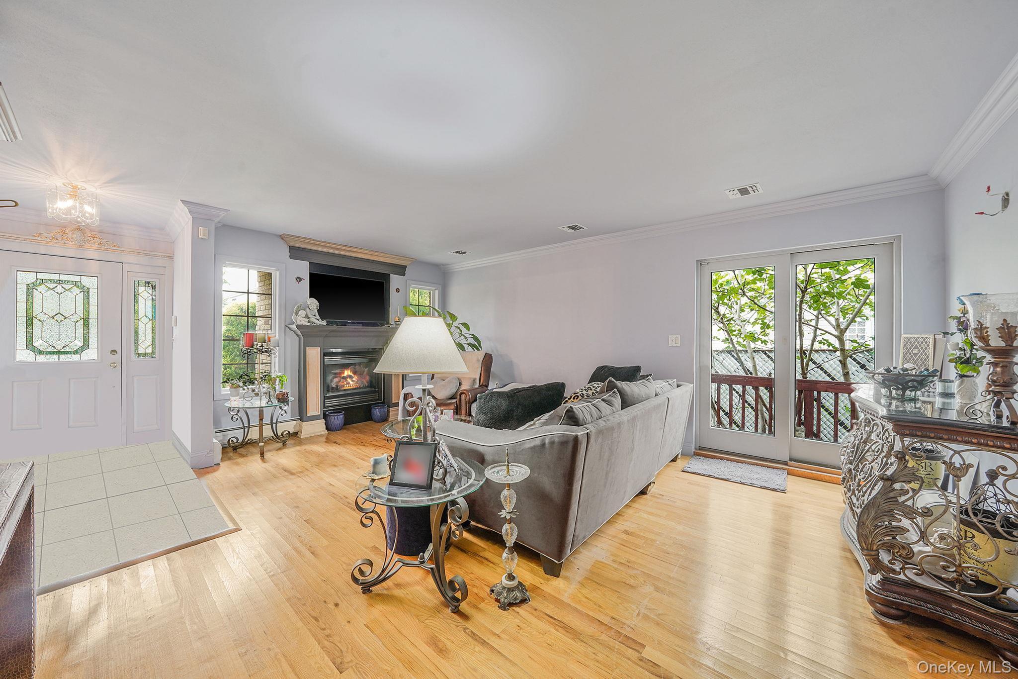 Single Family Bathgate St Staten Island, NY 10312, MLS-923691-11