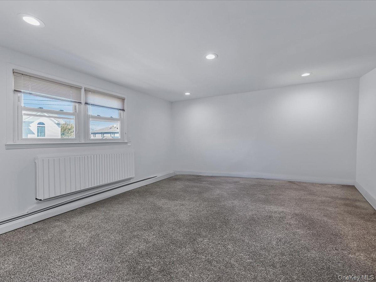 Single Family Franklin  Nassau County, NY 11557, MLS-923693-15