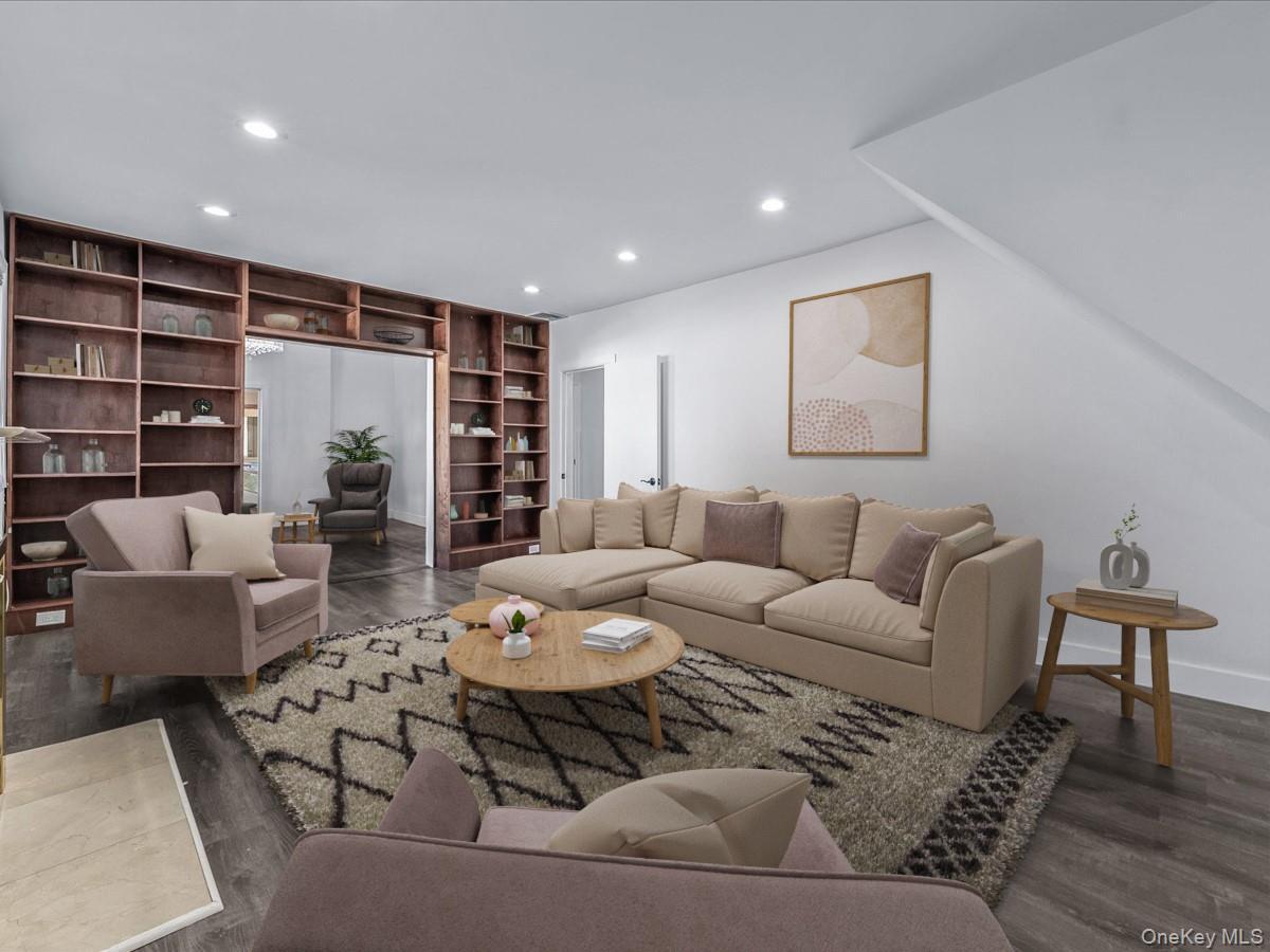 Single Family Franklin  Nassau County, NY 11557, MLS-923693-3