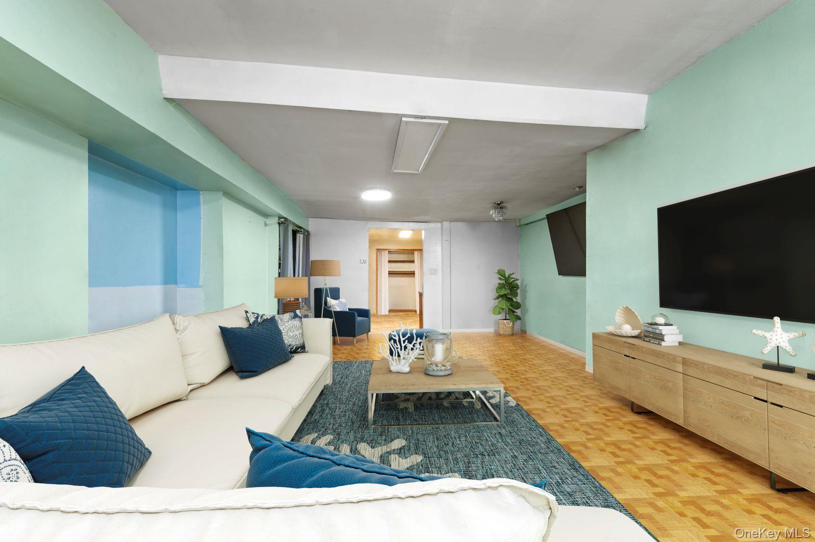 Single Family 14th Queens, NY 11102, MLS-923741-4