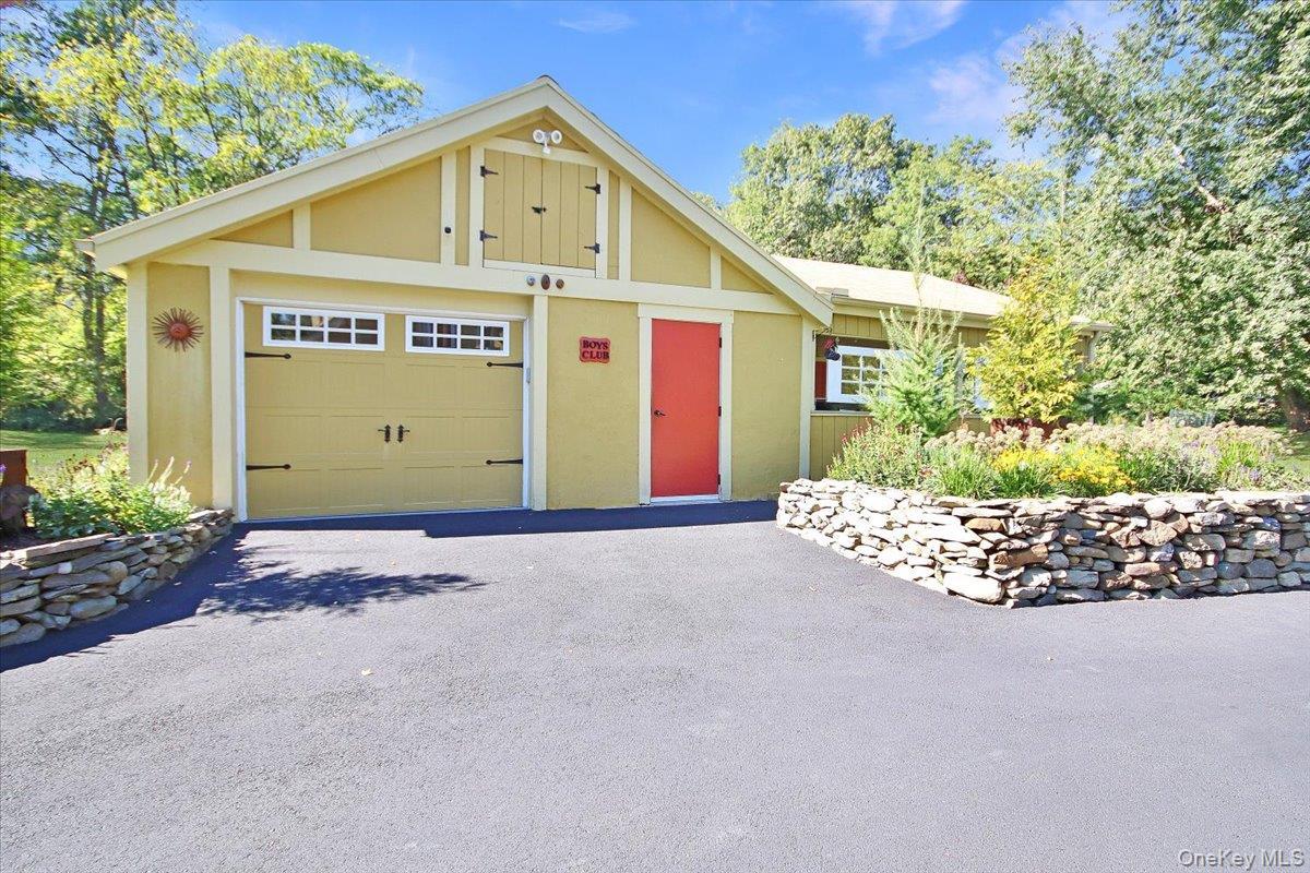 Single Family Old Post Orange County, NY 12542, MLS-923789-8