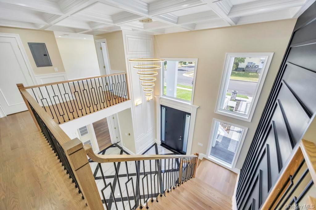 Single Family Short Nassau County, NY 11756, MLS-923792-25