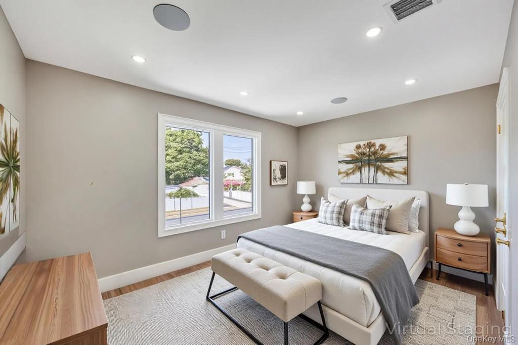 Single Family Short Nassau County, NY 11756, MLS-923792-34