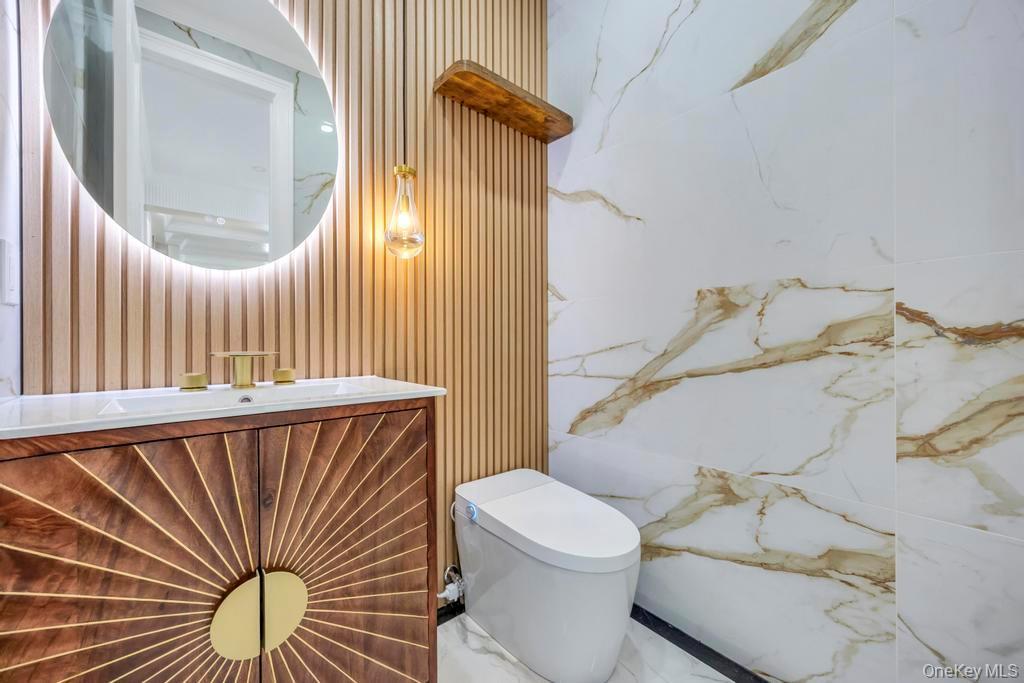 Single Family Short Nassau County, NY 11756, MLS-923792-38