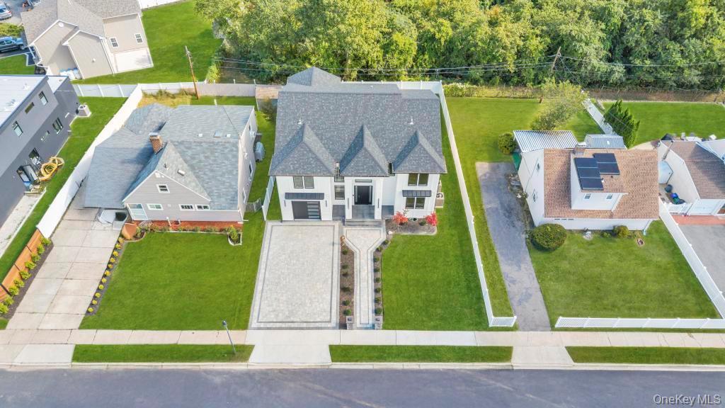 Single Family Short Nassau County, NY 11756, MLS-923792-4