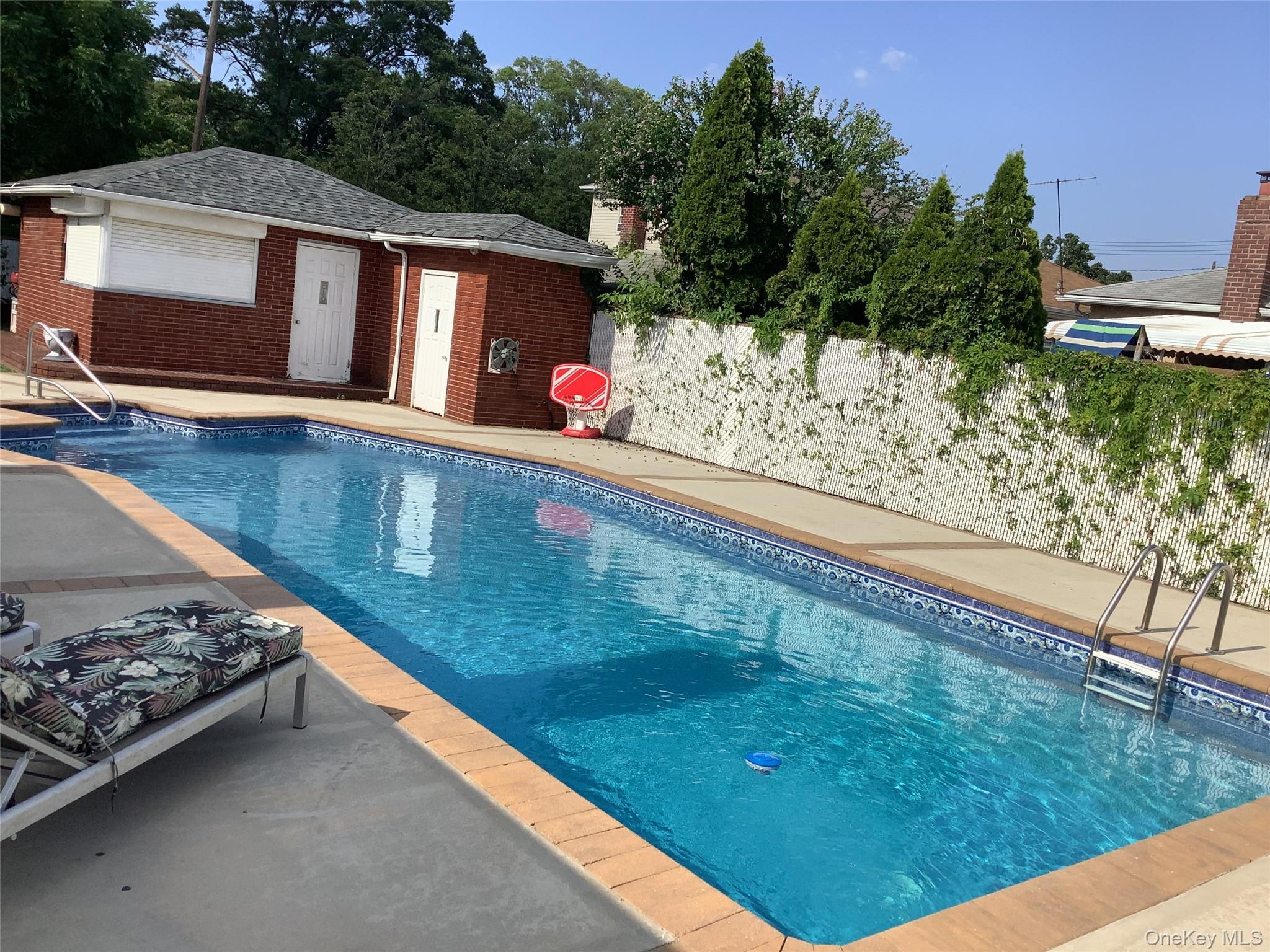 Single Family 80th  Queens, NY 11414, MLS-923794-10