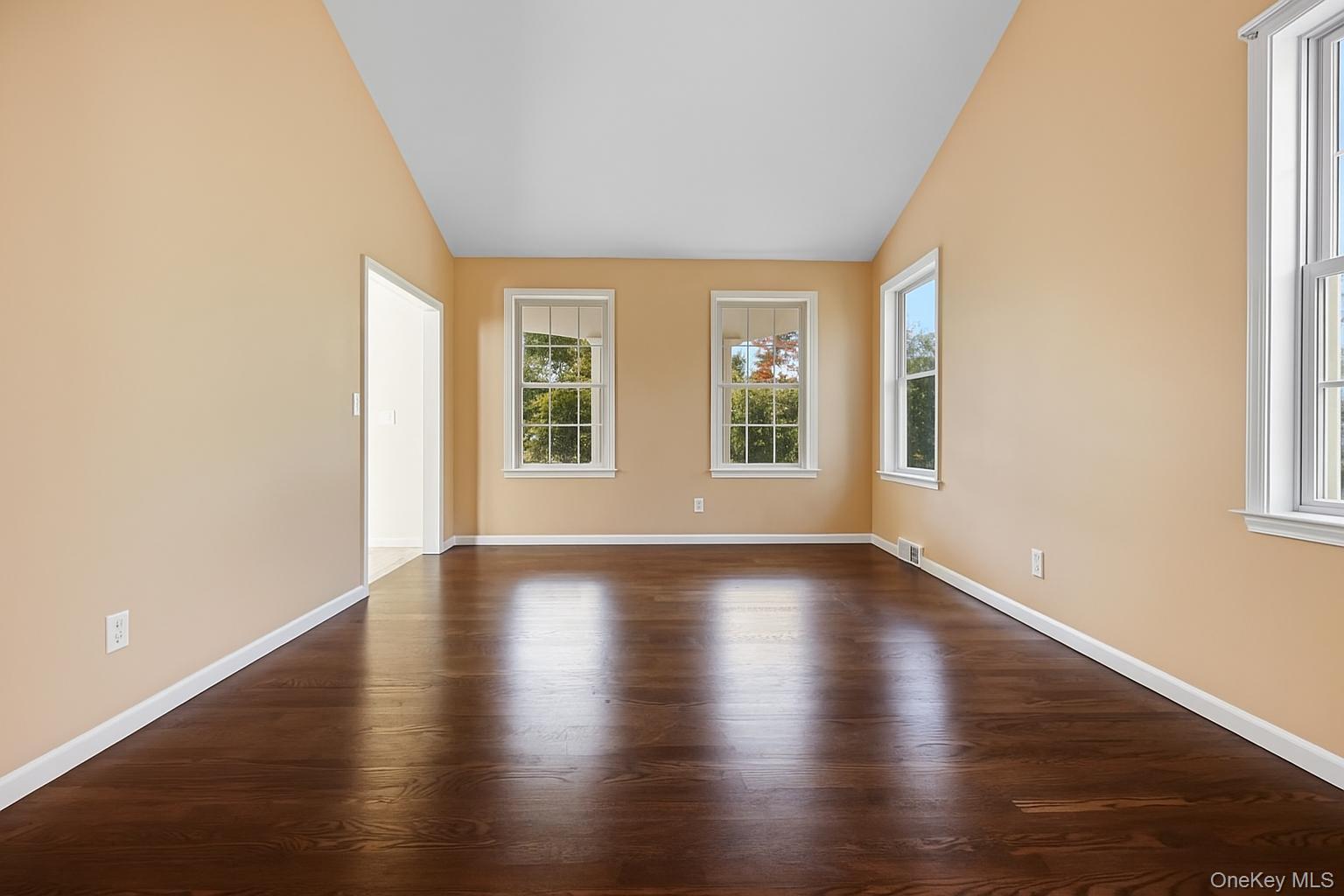 Single Family Mane  Dutchess County, NY 12564, MLS-923816-10