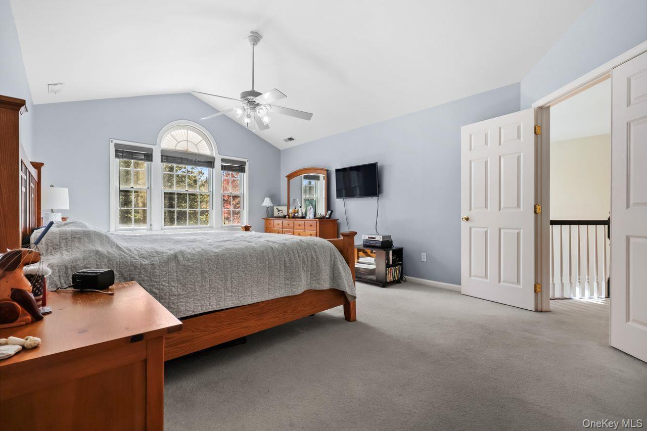 Single Family Mane  Dutchess County, NY 12564, MLS-923816-16