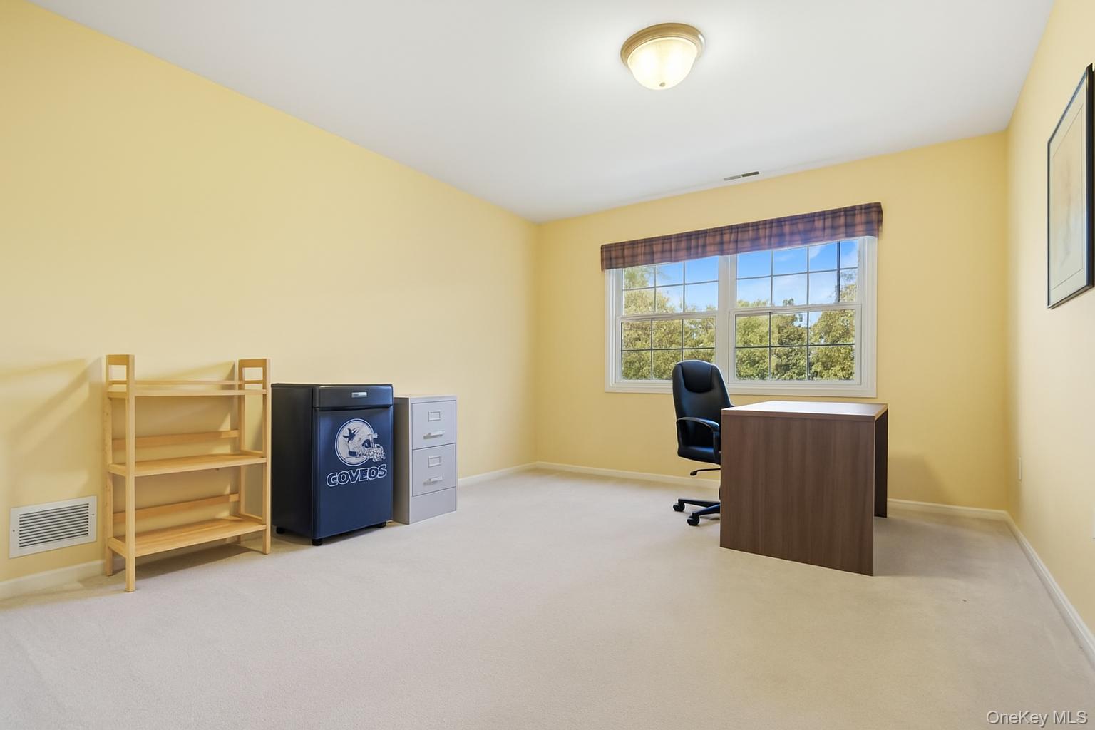 Single Family Mane  Dutchess County, NY 12564, MLS-923816-20