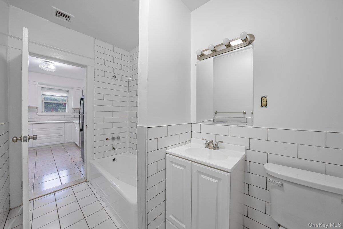 Single Family Babbitt Westchester County, NY 10507, MLS-923819-12