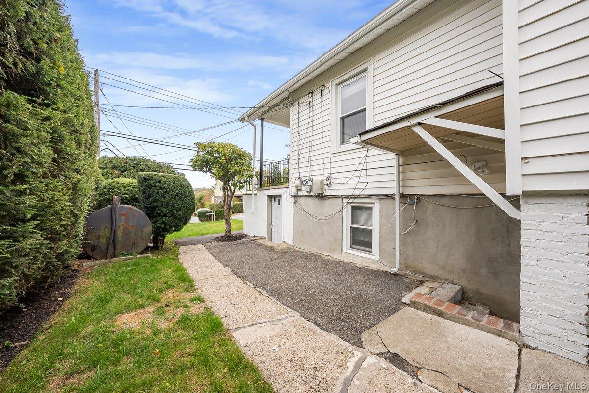 Single Family Babbitt Westchester County, NY 10507, MLS-923819-17