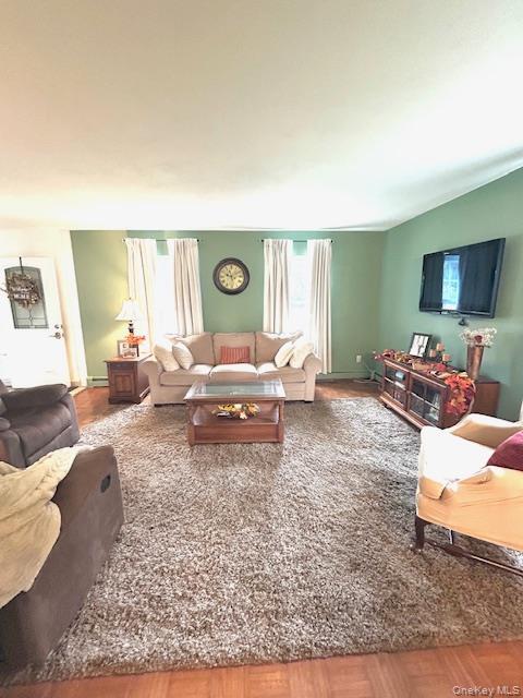 Single Family Green  Suffolk County, NY 11961, MLS-923860-10