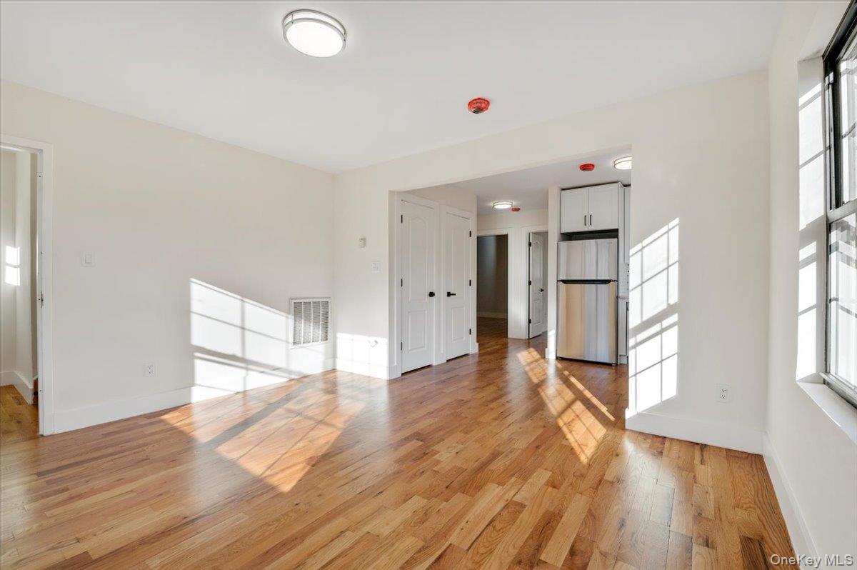 Single Family Beach 4th  Queens, NY 11691, MLS-923872-5