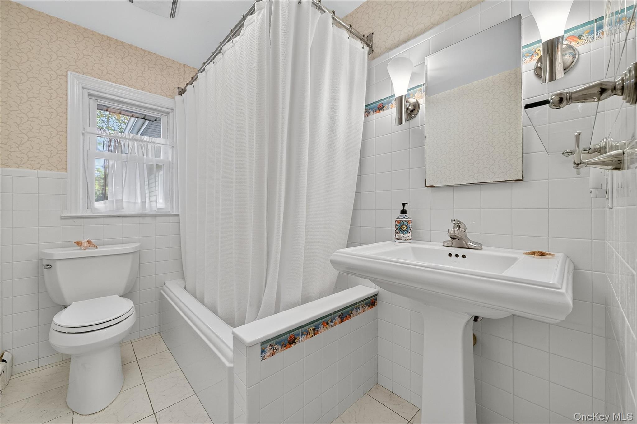 Single Family Elizabeth  Westchester County, NY 10598, MLS-923874-13