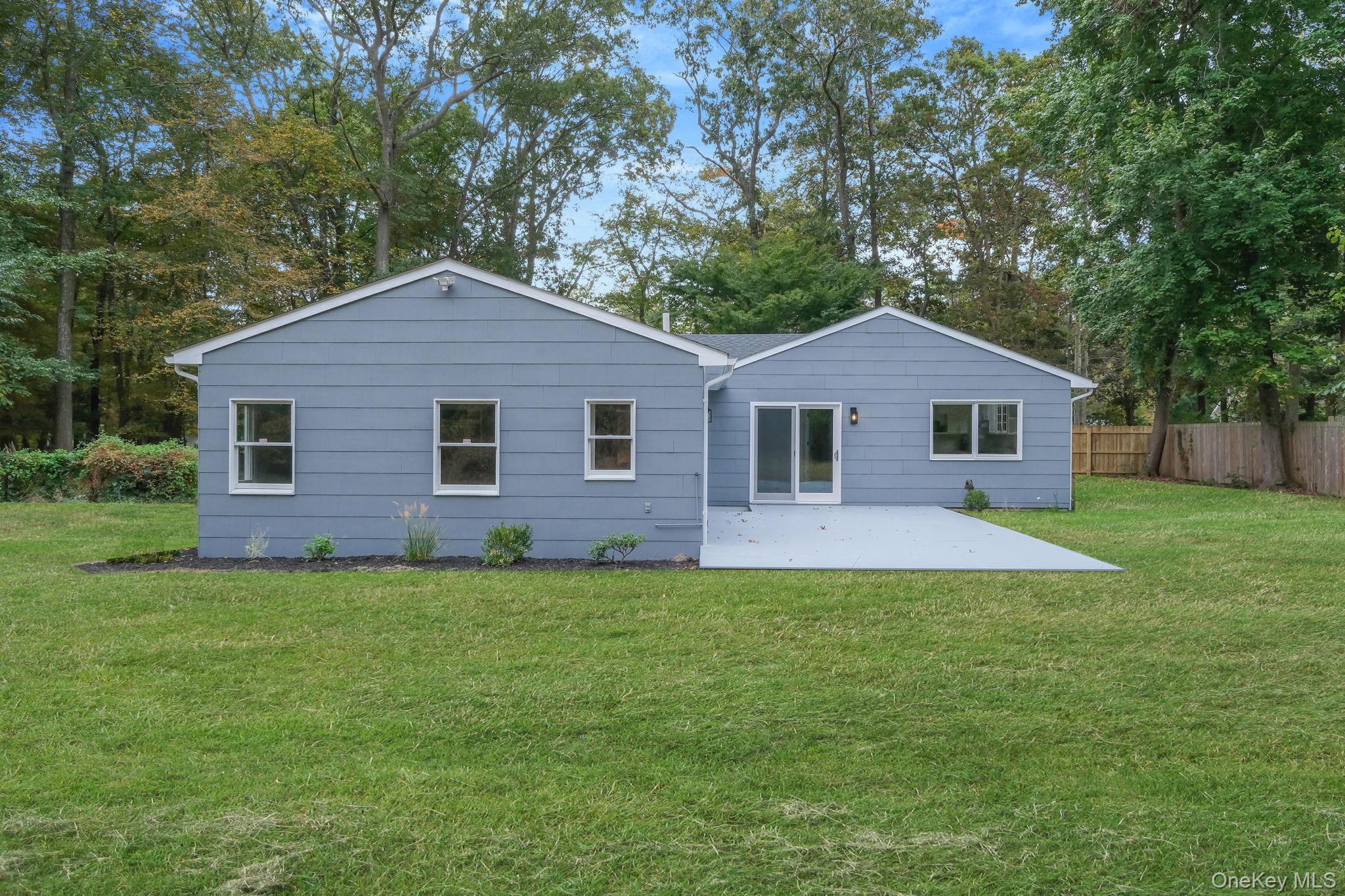 Single Family Wildwood  Suffolk County, NY 11961, MLS-923883-2