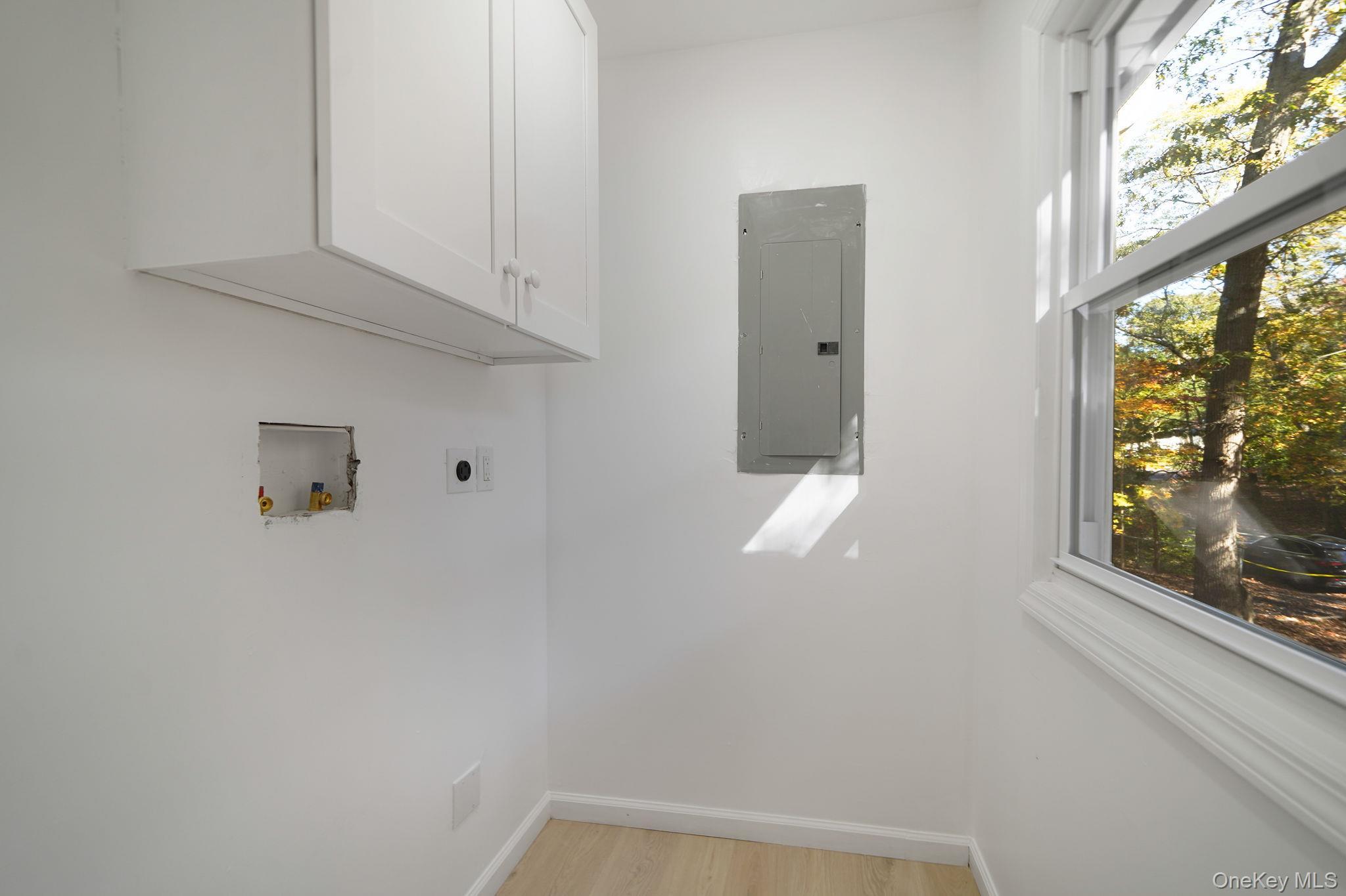 Single Family Rosedale Suffolk County, NY 11789, MLS-923887-19