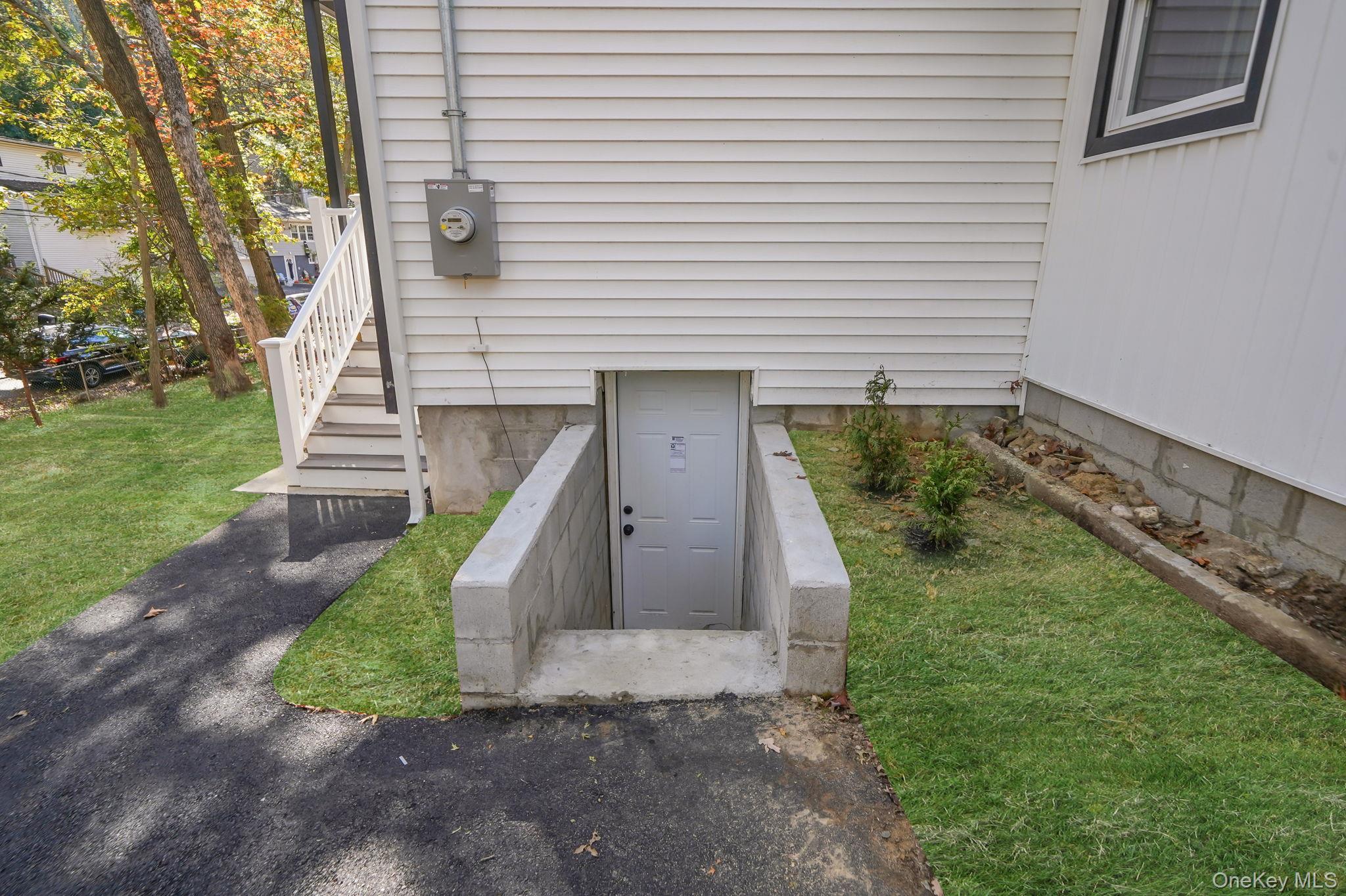 Single Family Rosedale Suffolk County, NY 11789, MLS-923887-5