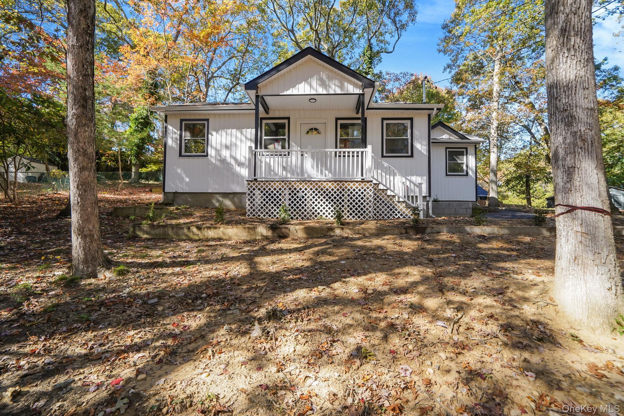 Single Family Rosedale Suffolk County, NY 11789, MLS-923887-6