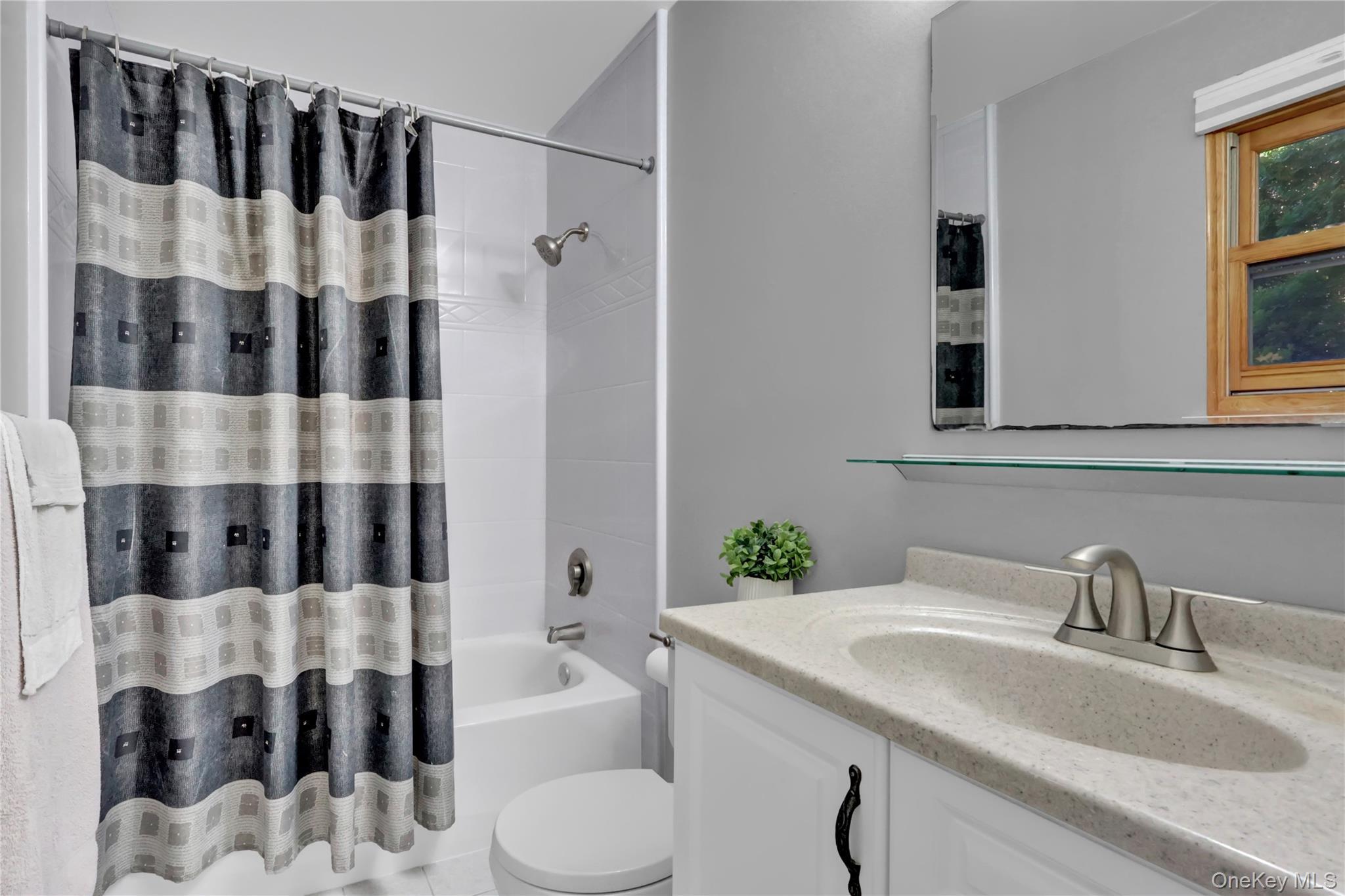 Single Family Baywood  Suffolk County, NY 11933, MLS-923891-15