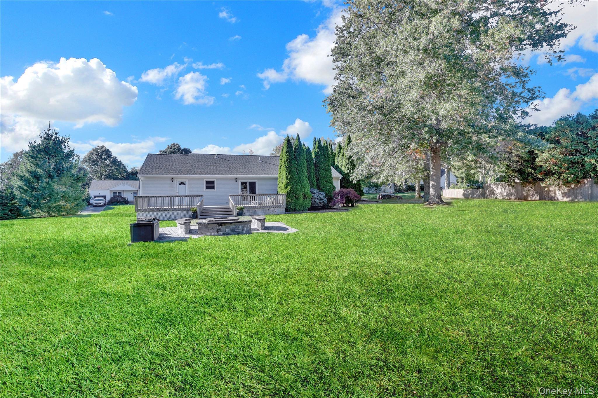 Single Family Baywood  Suffolk County, NY 11933, MLS-923891-17