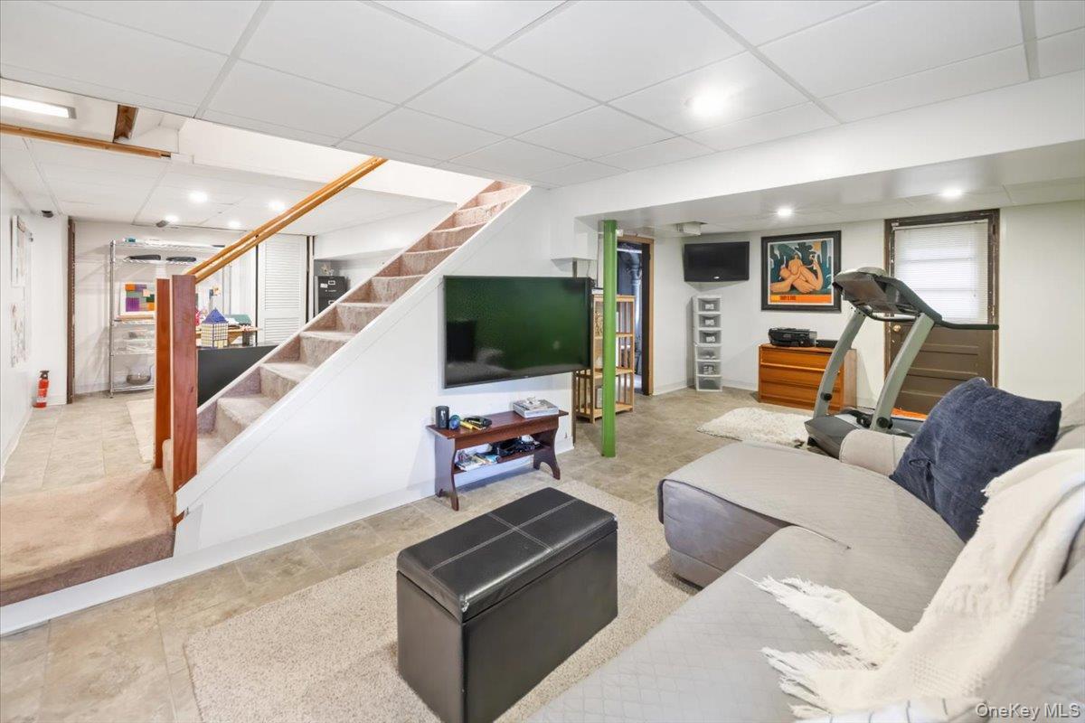 Single Family Interstate  Rockland County, NY 10901, MLS-923897-24