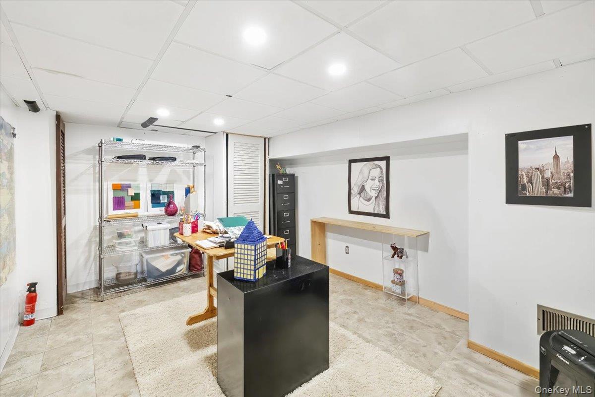 Single Family Interstate  Rockland County, NY 10901, MLS-923897-27