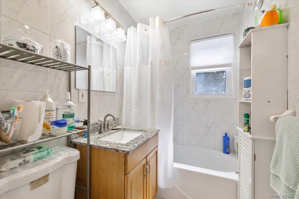 Single Family Interstate  Rockland County, NY 10901, MLS-923897-28