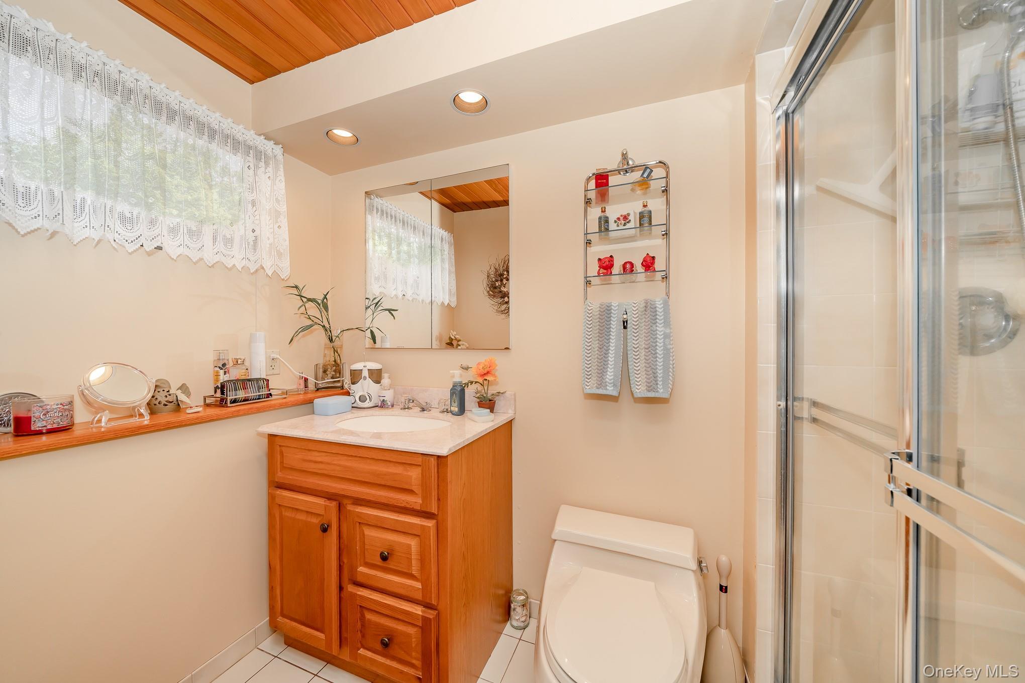 Single Family Lido Suffolk County, NY 11757, MLS-923945-17