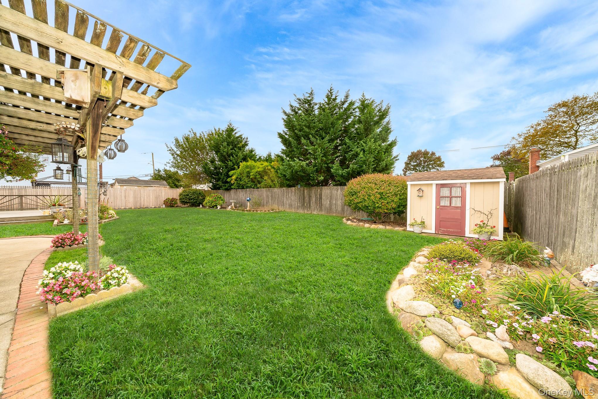 Single Family Lido Suffolk County, NY 11757, MLS-923945-21