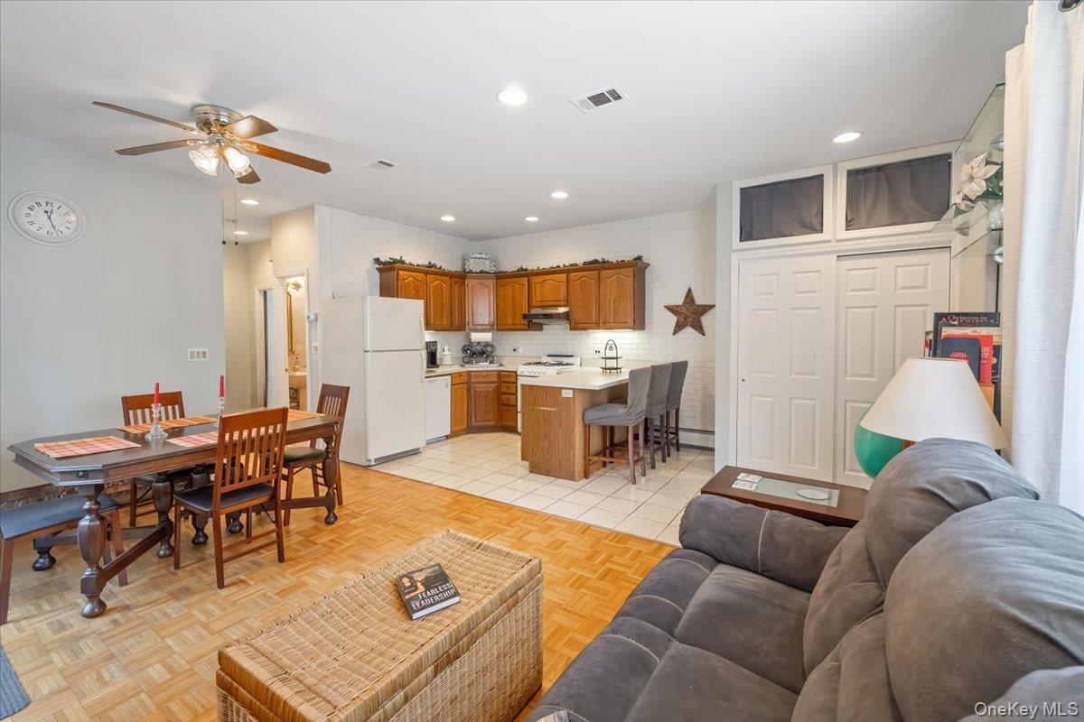 Single Family Van Orden  Rockland County, NY 10901, MLS-923951-8