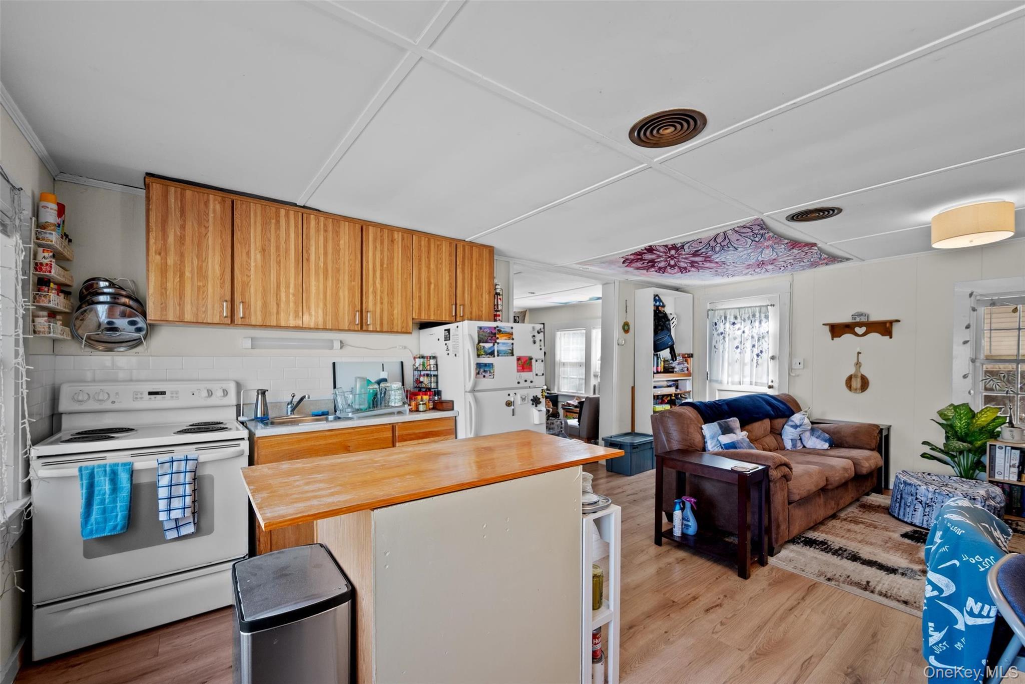 Single Family Old Minisink  Orange County, NY 10924, MLS-923962-34