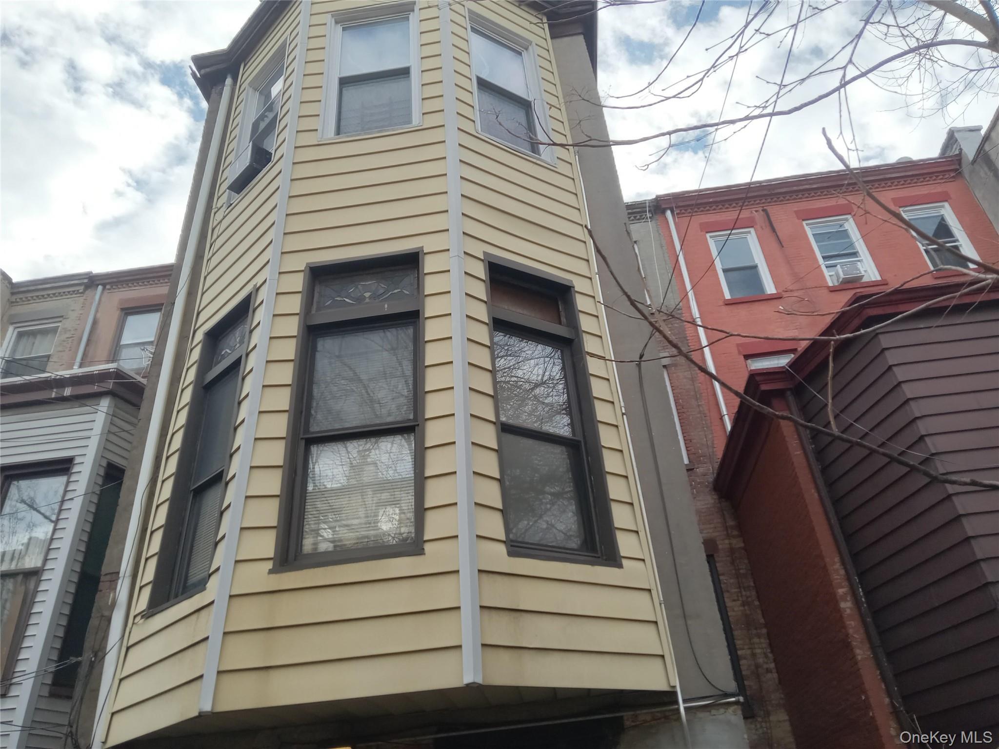 Single Family Hancock Brooklyn, NY 11216, MLS-923968-15