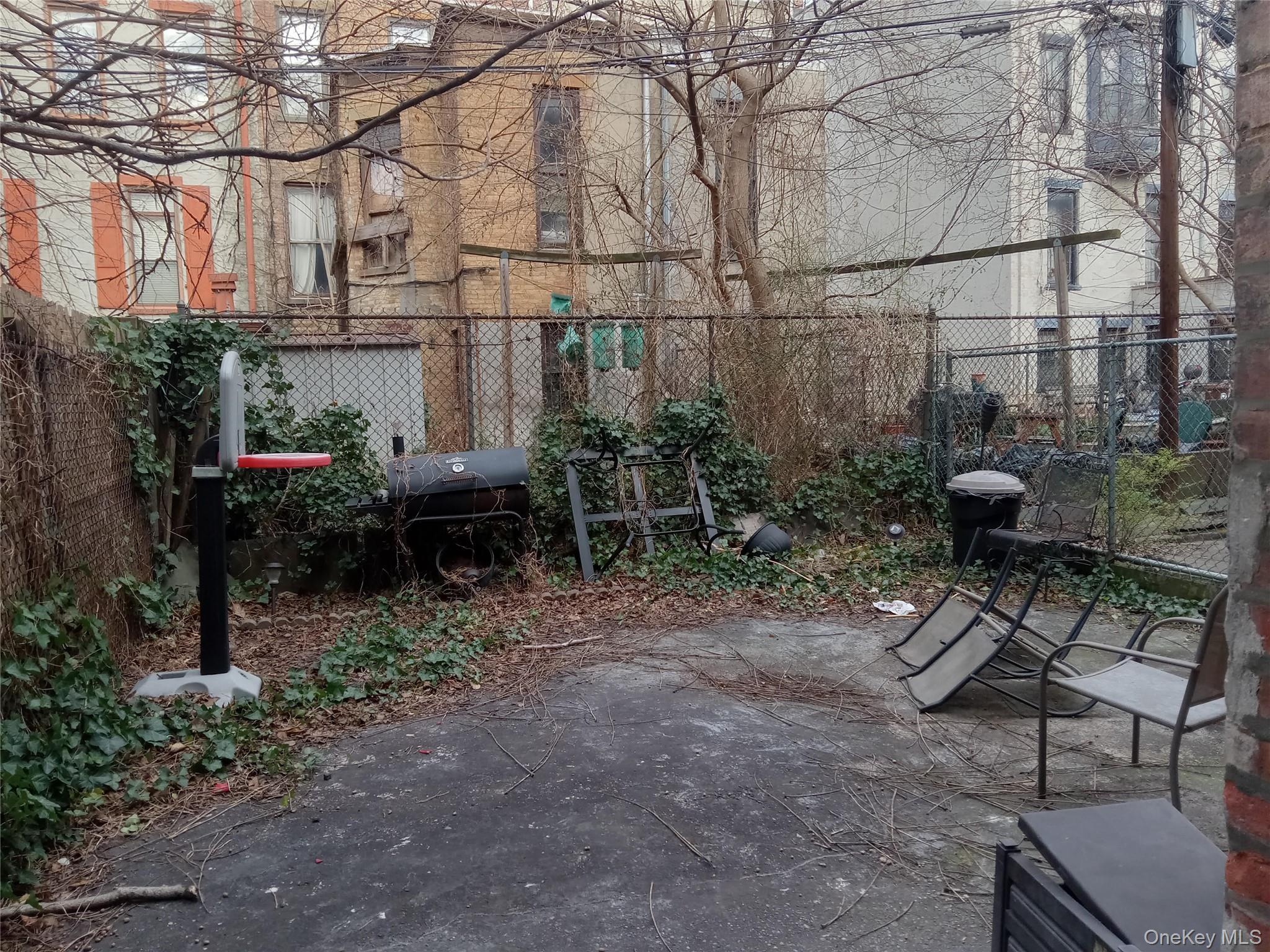 Single Family Hancock Brooklyn, NY 11216, MLS-923968-19