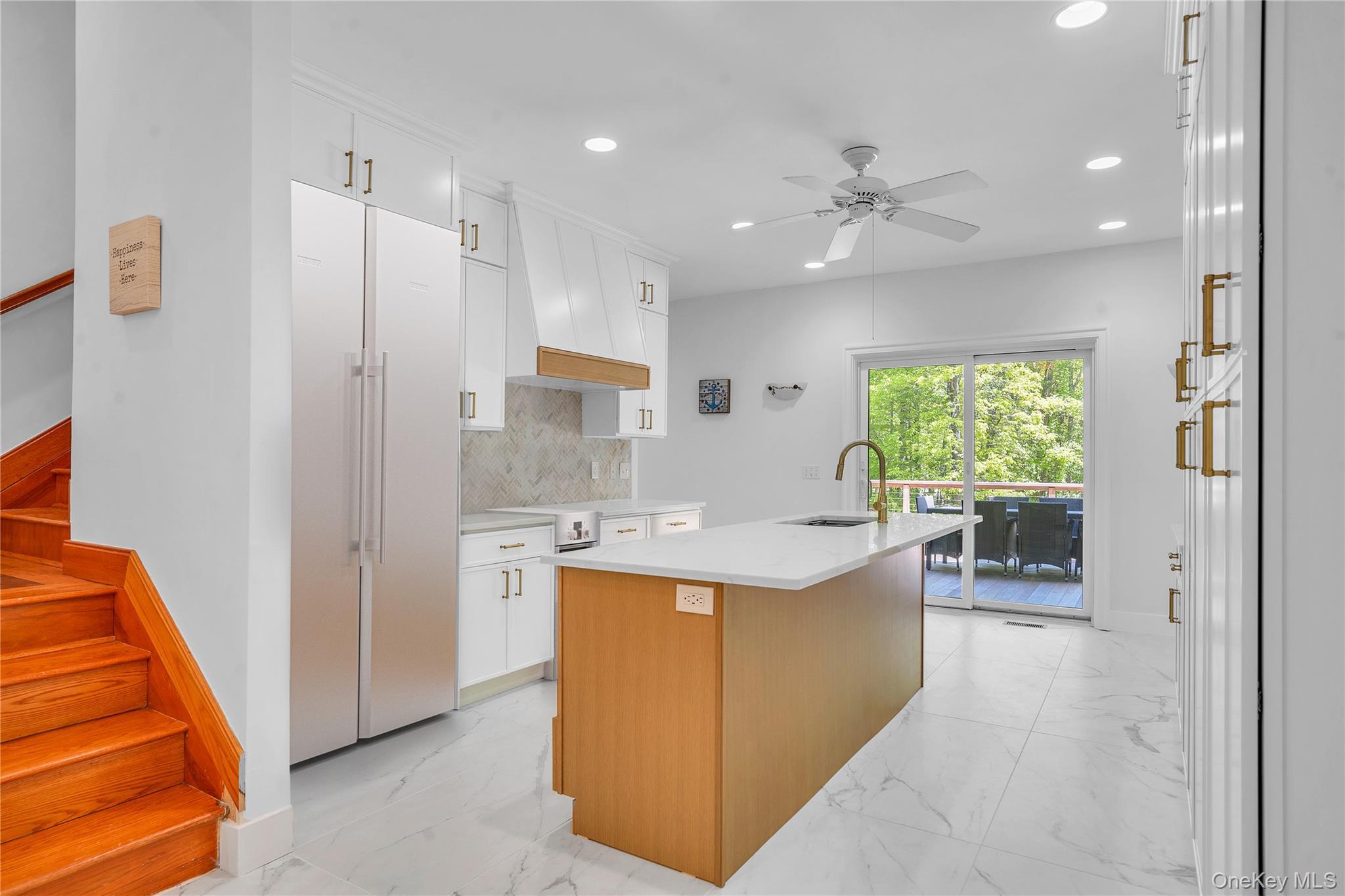 Single Family Avenue Suffolk County, NY 11946, MLS-923978-4