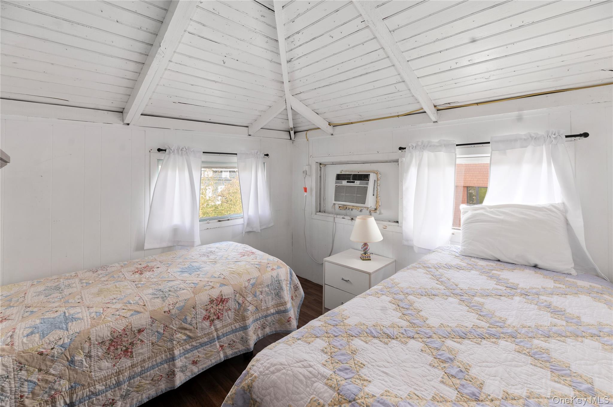 Single Family Bayberry  Suffolk County, NY 11770, MLS-923981-17