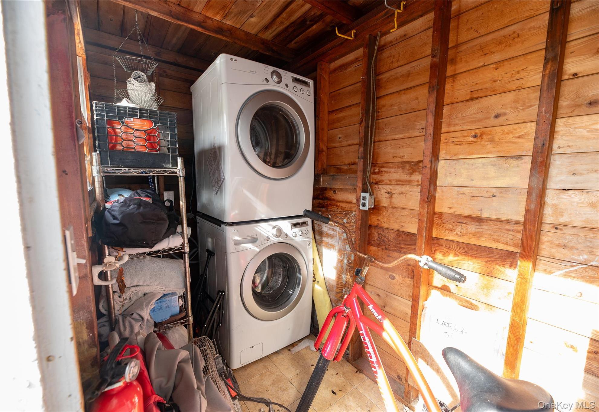 Single Family Bayberry  Suffolk County, NY 11770, MLS-923981-22