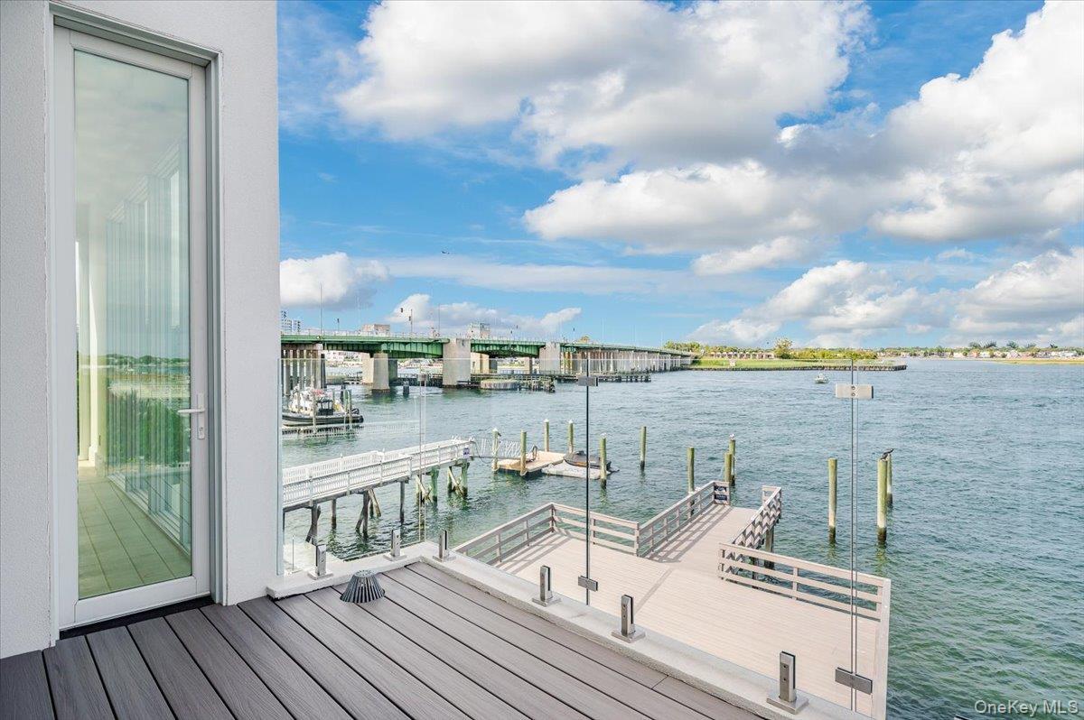 Single Family Albany Nassau County, NY 11509, MLS-924009-20