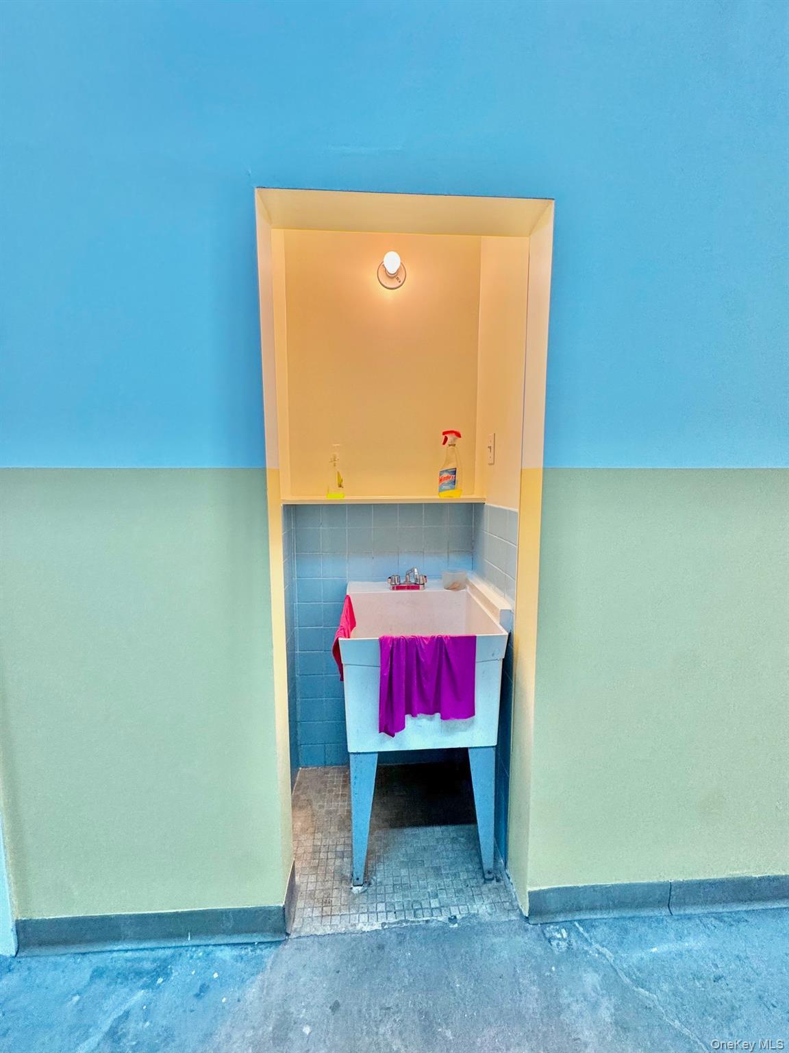 Commercial Lease 62nd Brooklyn, NY 11220, MLS-924011-11