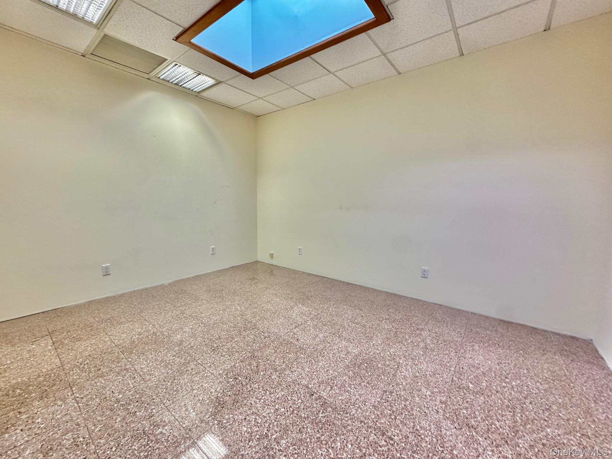 Commercial Lease 62nd Brooklyn, NY 11220, MLS-924011-27