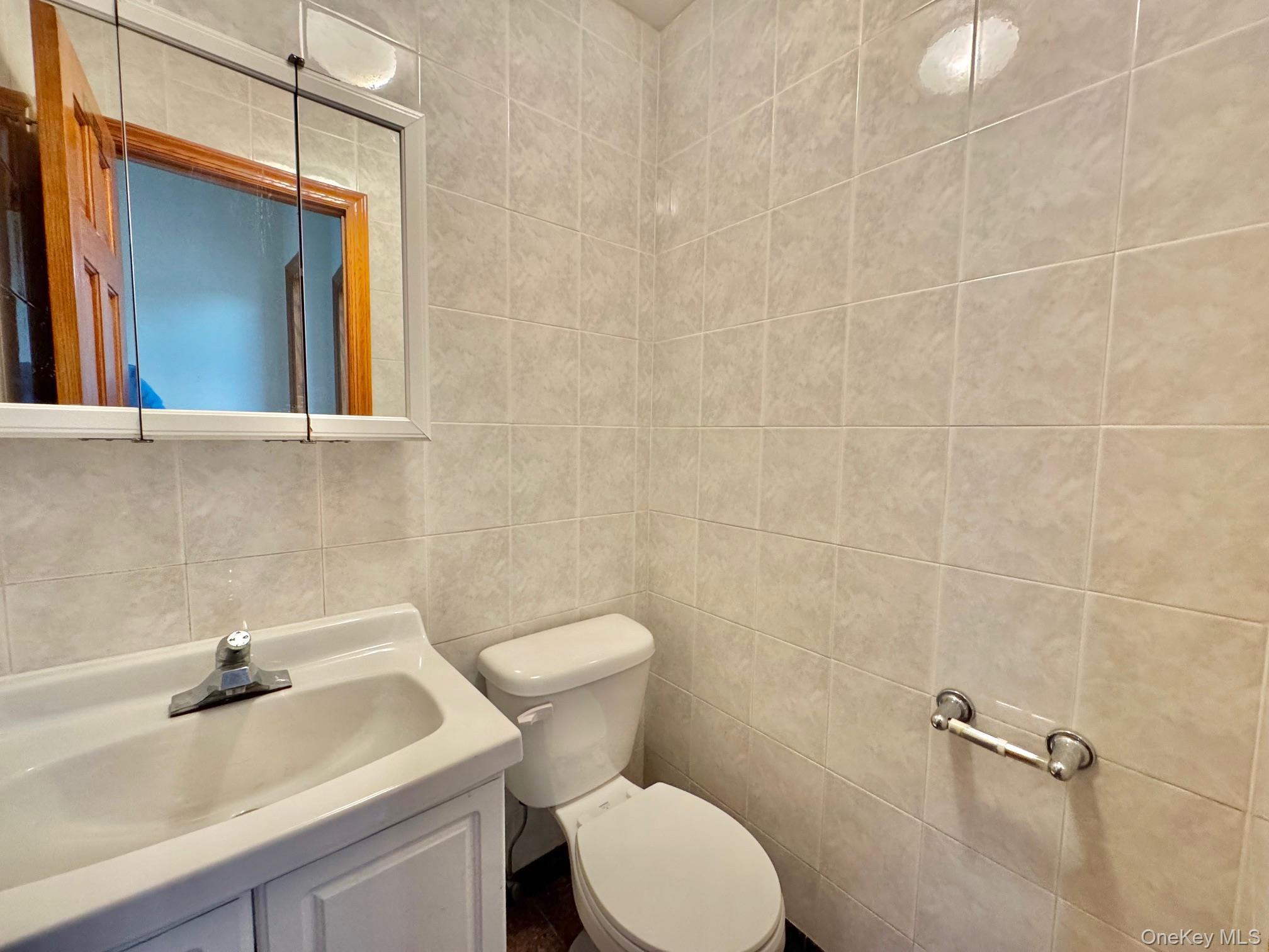 Commercial Lease 62nd Brooklyn, NY 11220, MLS-924011-29