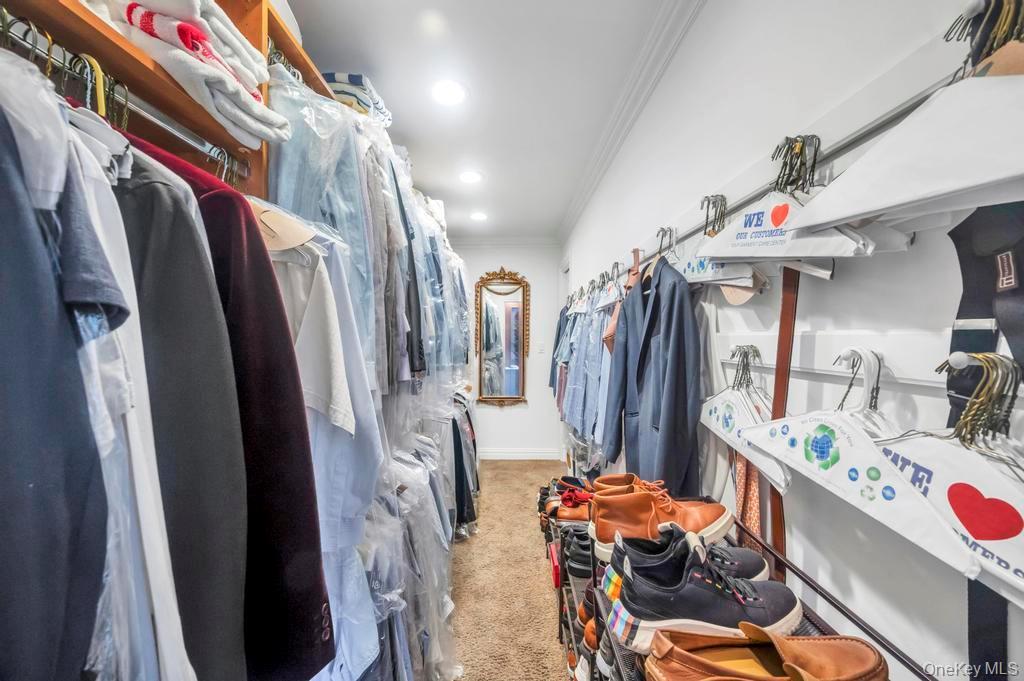 Single Family Fox Hollow Ridings Suffolk County, NY 11768, MLS-924019-18