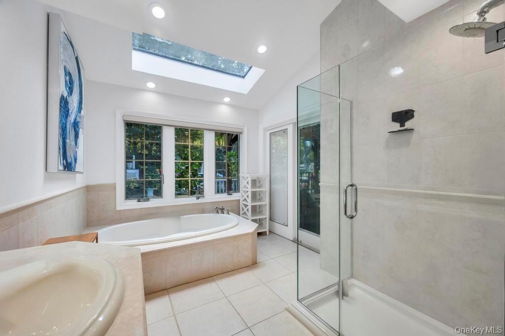 Single Family Fox Hollow Ridings Suffolk County, NY 11768, MLS-924019-21