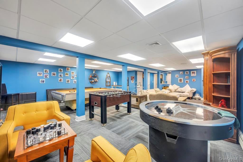 Single Family Fox Hollow Ridings Suffolk County, NY 11768, MLS-924019-31