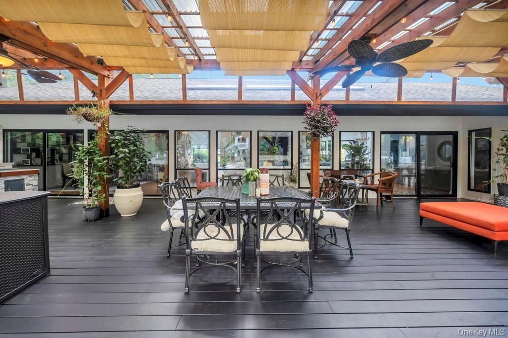 Single Family Fox Hollow Ridings Suffolk County, NY 11768, MLS-924019-40