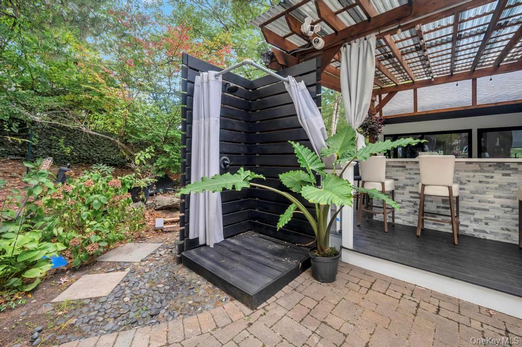 Single Family Fox Hollow Ridings Suffolk County, NY 11768, MLS-924019-44