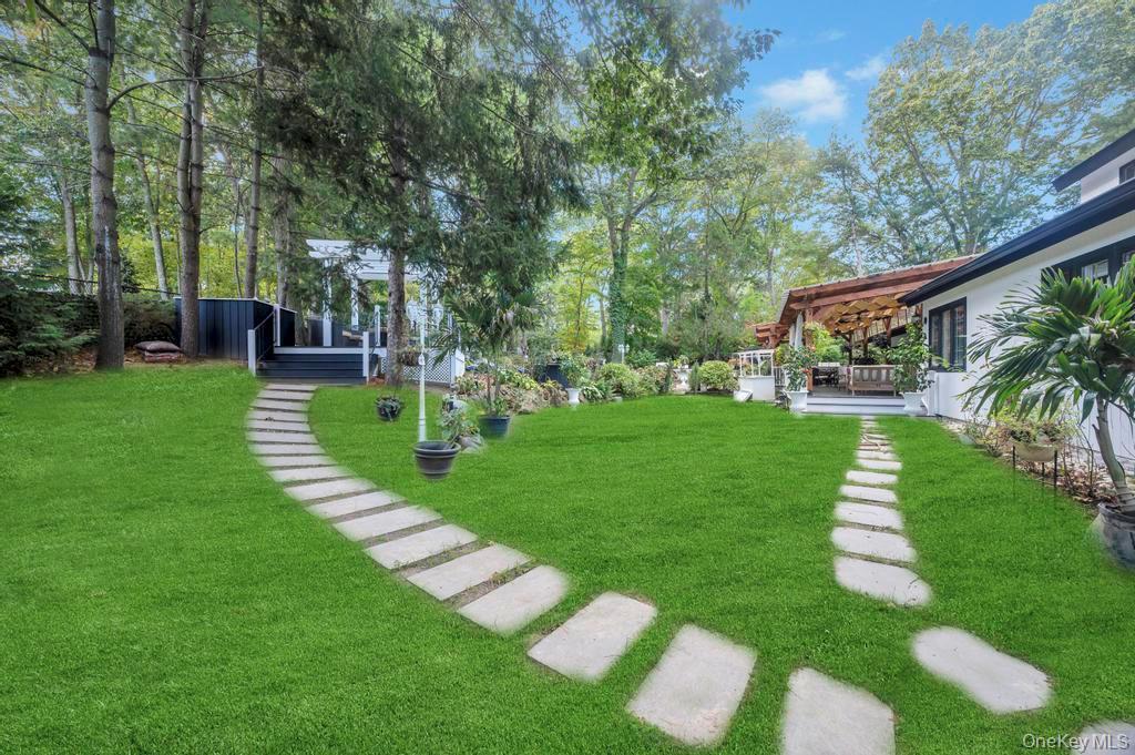 Single Family Fox Hollow Ridings Suffolk County, NY 11768, MLS-924019-45